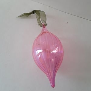Ornament pink tear Drop